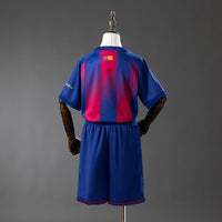 Camiseta + Short FC Barcelona Edición Especial X DPLAY 25/26 Niños